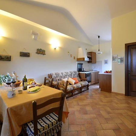 Agriturismo San Severo Passignano sul Trasimeno Ruang foto
