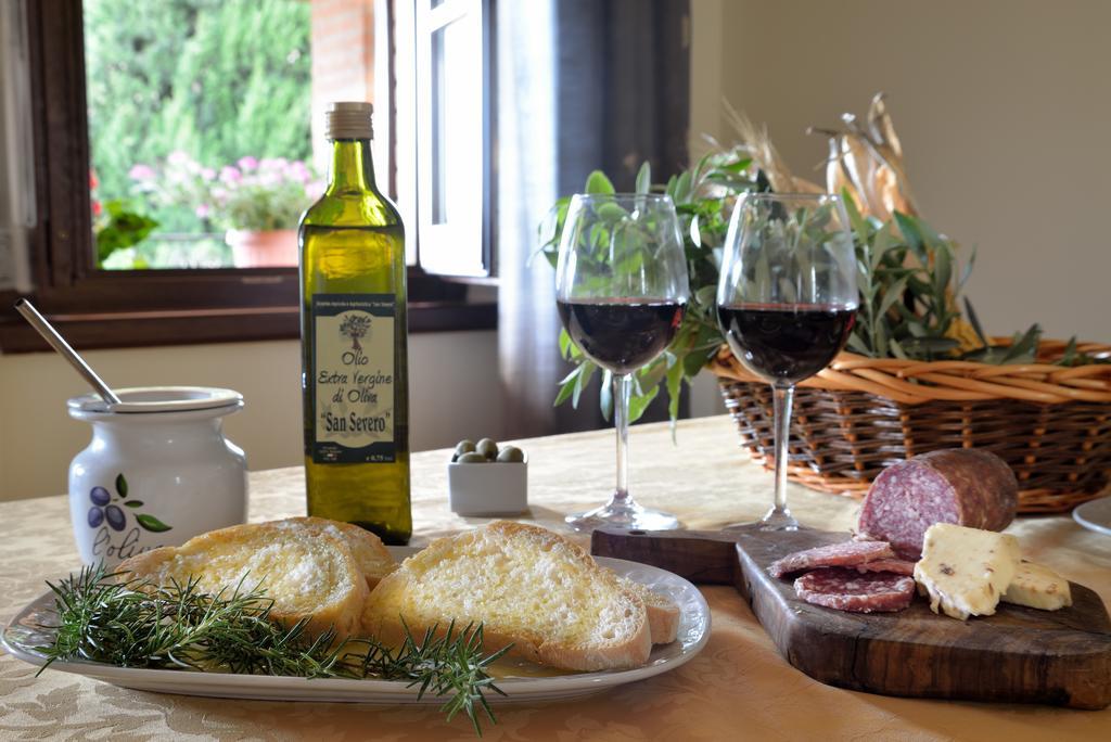 Agriturismo San Severo Passignano sul Trasimeno Bagian luar foto