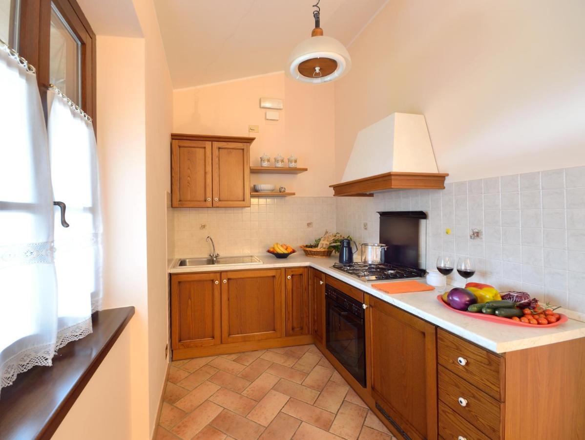 Agriturismo San Severo Passignano sul Trasimeno Bagian luar foto